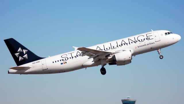 OO-SNC:Airbus A320-200:?Brussels Airlines